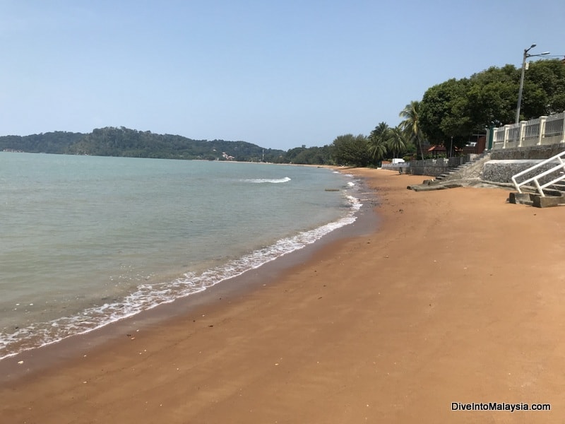 Pantai Cermin Port Dickson beach