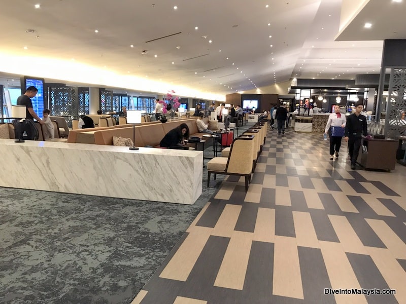 mas golden lounge klia inside