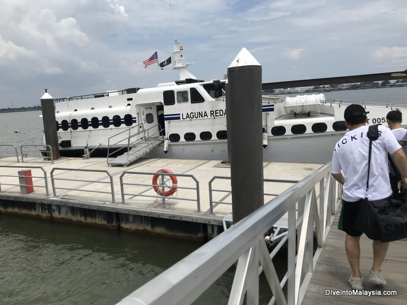 Laguna Redang ferry to Redang Island