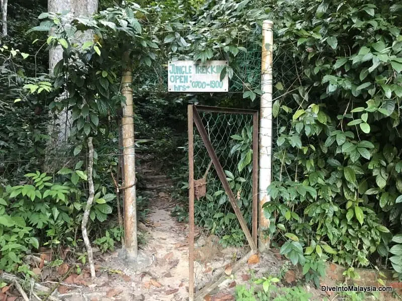 Perhentian Island Resort Jungle trek sign