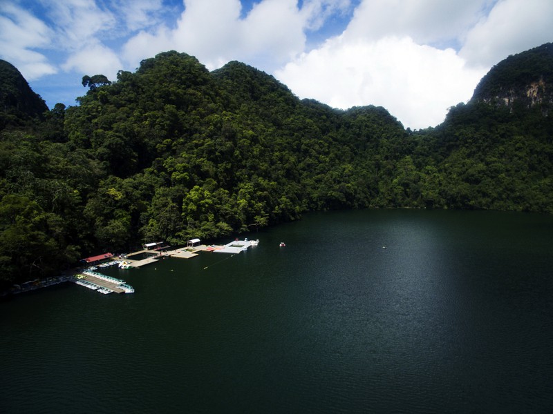 Pulau Dayang Bunting 