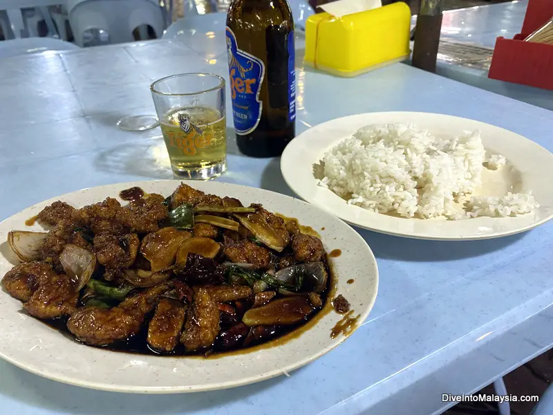 Jalan Alor Food Street Dry Chili Chicken with rice