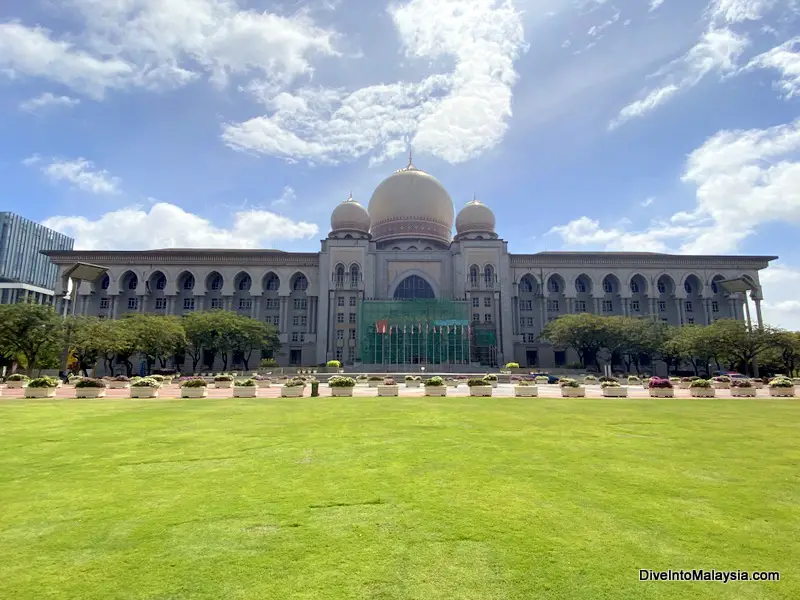 Istana Kehakiman (Palace Of Justice)