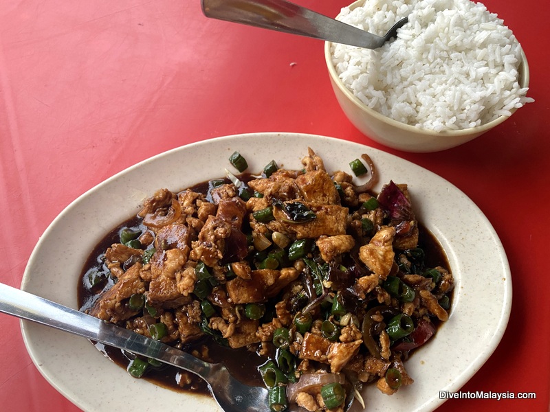 Thai chicken with basil on Jalan Alor Food Street