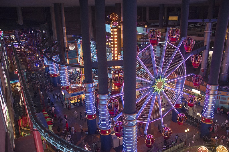 Skytropolis Indoor Theme Park