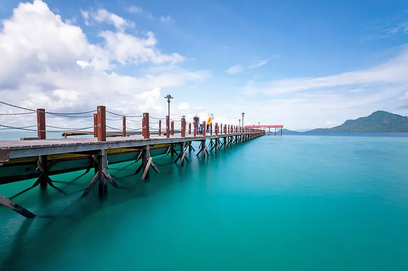 Jetty at Bohey Dulang, a beautiful island near Semporna