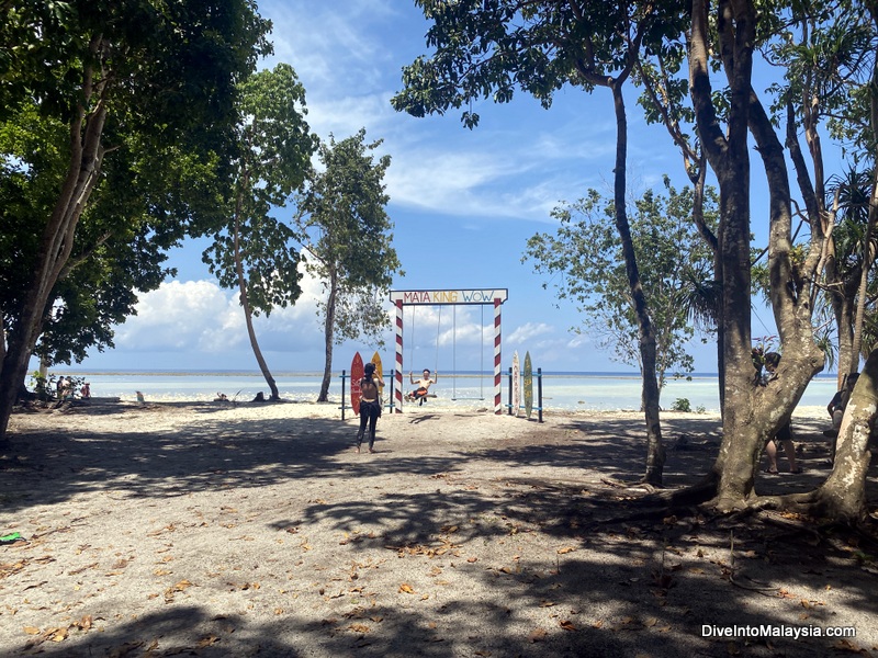 Mataking Island Semporna swing