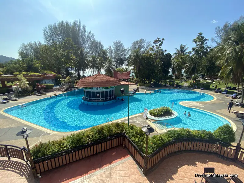 Bayview Beach Resort main pool area