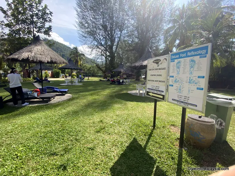 Bayview Beach Resort massages on the lawn