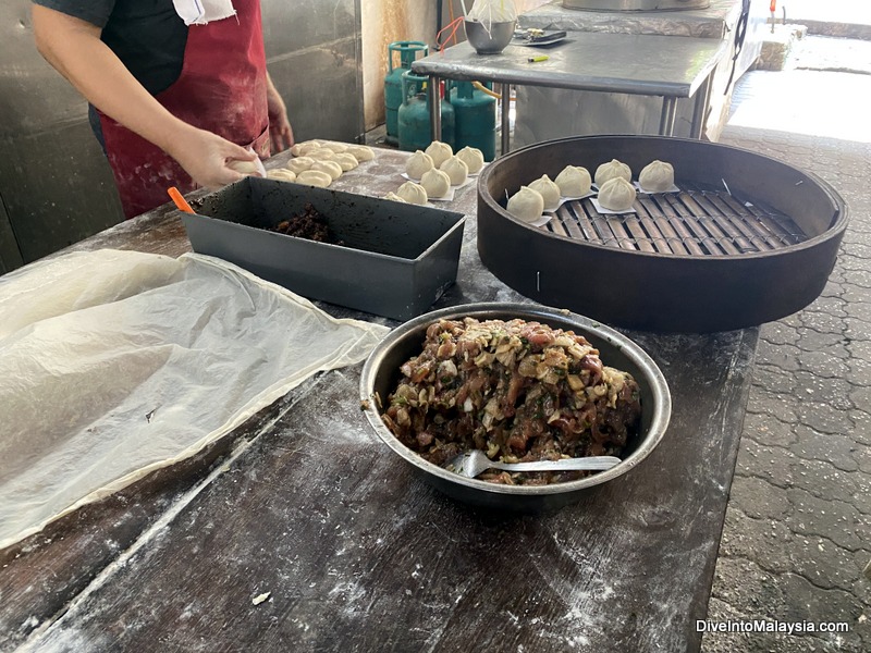 Kuala Lumpur food tour Making handmade char siew pao