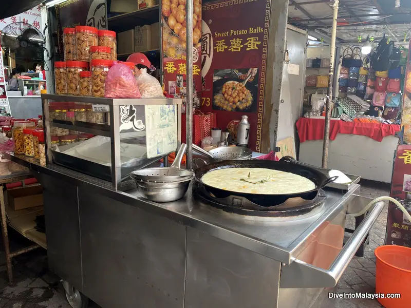 Kuala Lumpur food tour Making sweet potato balls