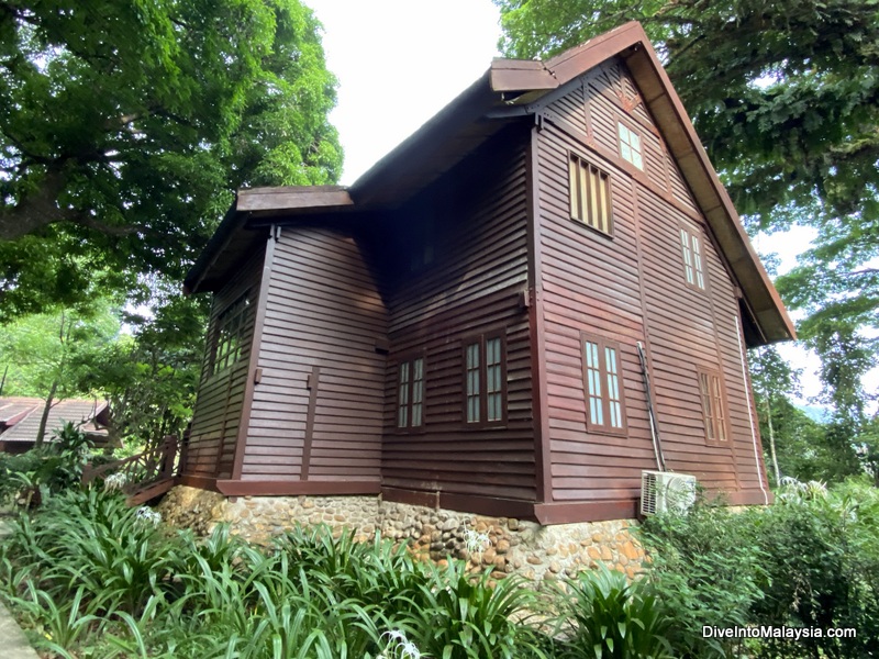 Mutiara Taman Negara Resort Bungalow