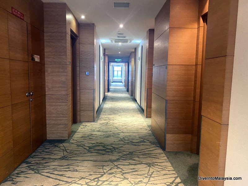 The Waterfront Hotel Kuching Hallway