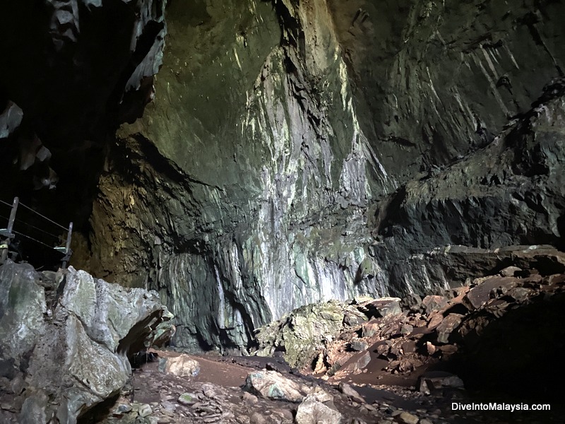 Mulu Caves chamber deer cave