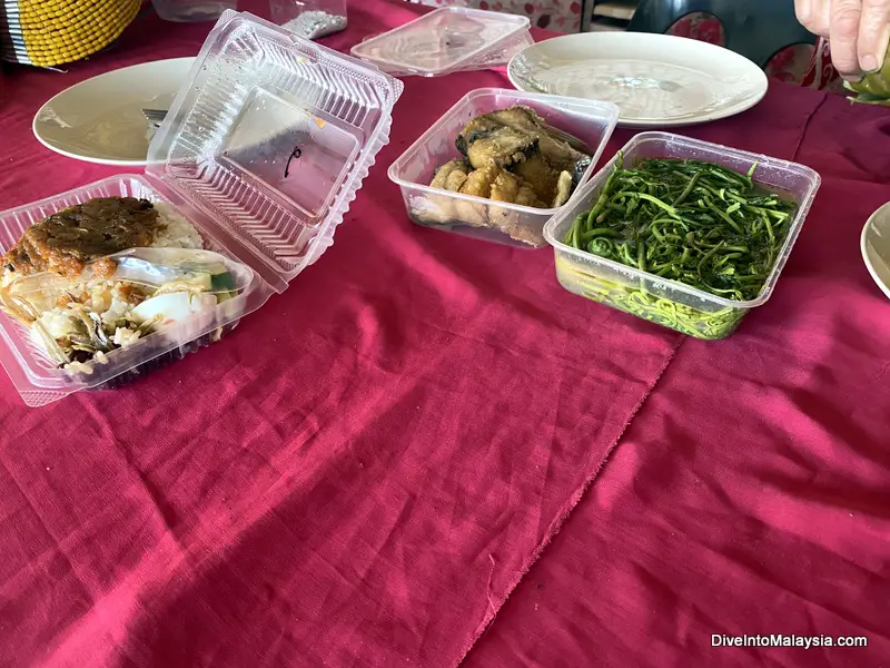 lunch with bario rice and bario pineapple