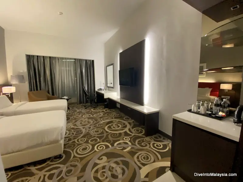 Raia Hotel & Convention Centre Kuching SUperior room