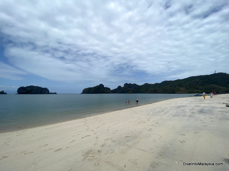 Tanjung Rhu Resort beach