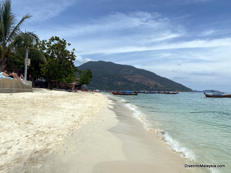 Sunrise Beach Koh Lipe